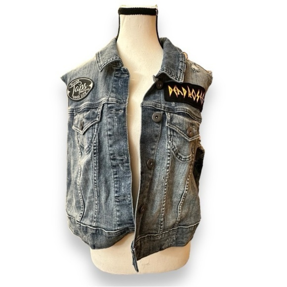 🆕 NWT Torrid 1 Premium Denim Patched Biker Crop Jean Jacket Vest 1x 14 16